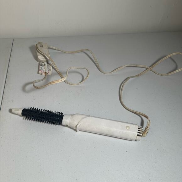 Windmere White Hair Styling Tool - Picture 4 of 4